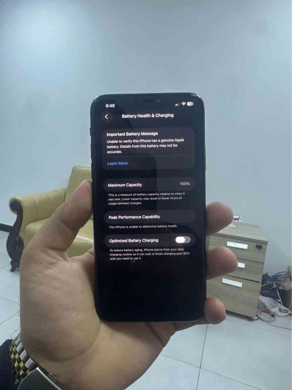 ايفون ١١ برو ماكس. ذاكره ٢٥٦. للبيع 

شاشه مبدل ٣ خيارات نوعيه حلوه بدون مشاكل 
بطاريه جديده 
فيس ايدي واكف 

  بدون مشاكل ثانيه 

المكان بغداد

السعر ٢٠٠ الف 

*********** بغداد, العراق
