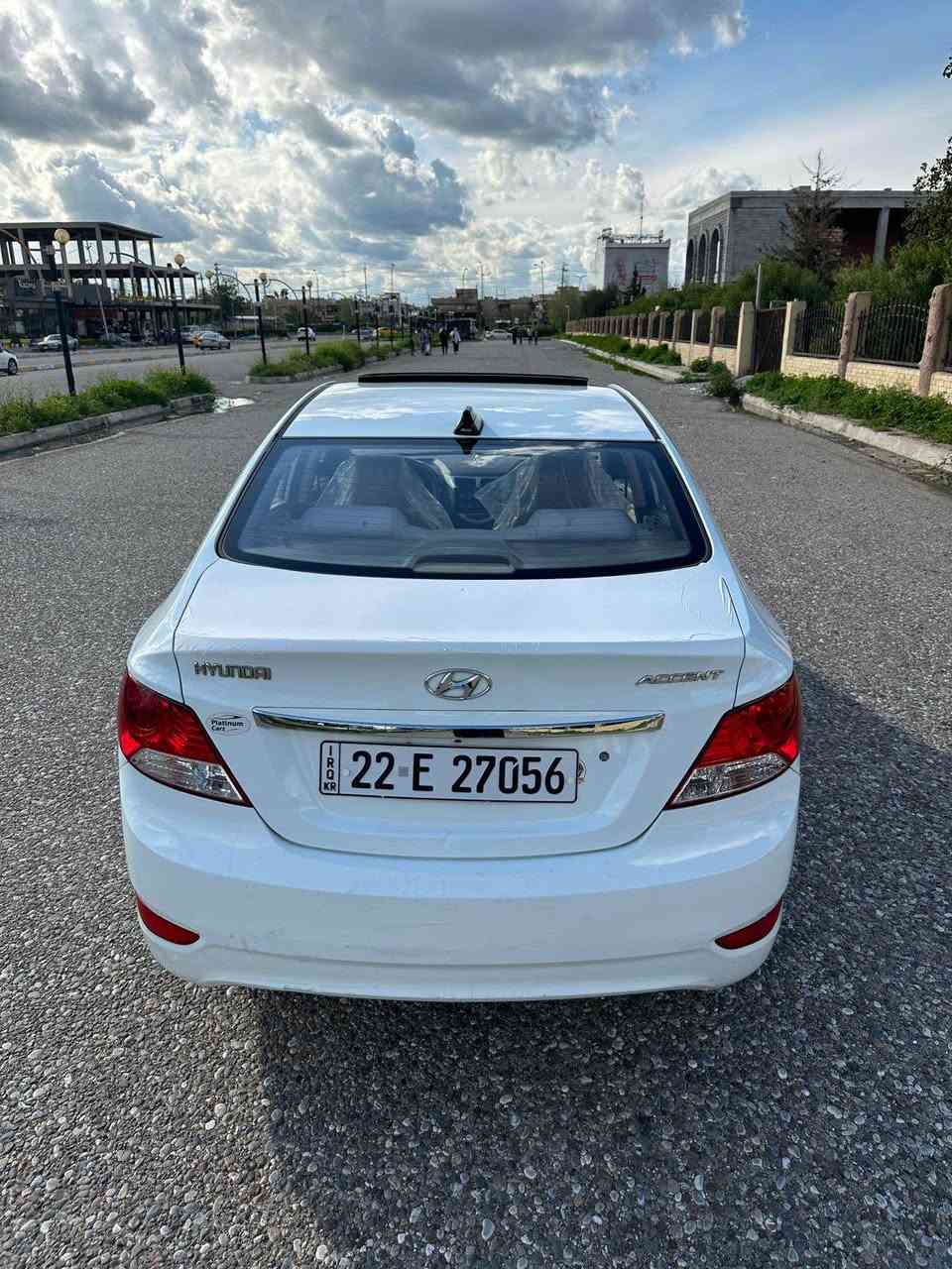 السلام عليكم 

اكسنت للبيع موديل (2012)
رقم اربيل سنوية وهزه جديدة سنويه 
شرط التحويل والغرامات 
دفتر بانزين موجود 
مواصفات 
سلايت
شاشة ايباد 
كامره 
تحكم استيرن
سياره فقط بي صبغ جوه قبغ بانزين 
مكينه وكير بالشرط 
سياره مابيها ربع دينار مصرف 
سعر ( 105 $ ) وبي مجال للطيبين 
مكاني كركوك 
اي استفسار 
( ***********)للاتصال او اوتساب كركوك, العراق
