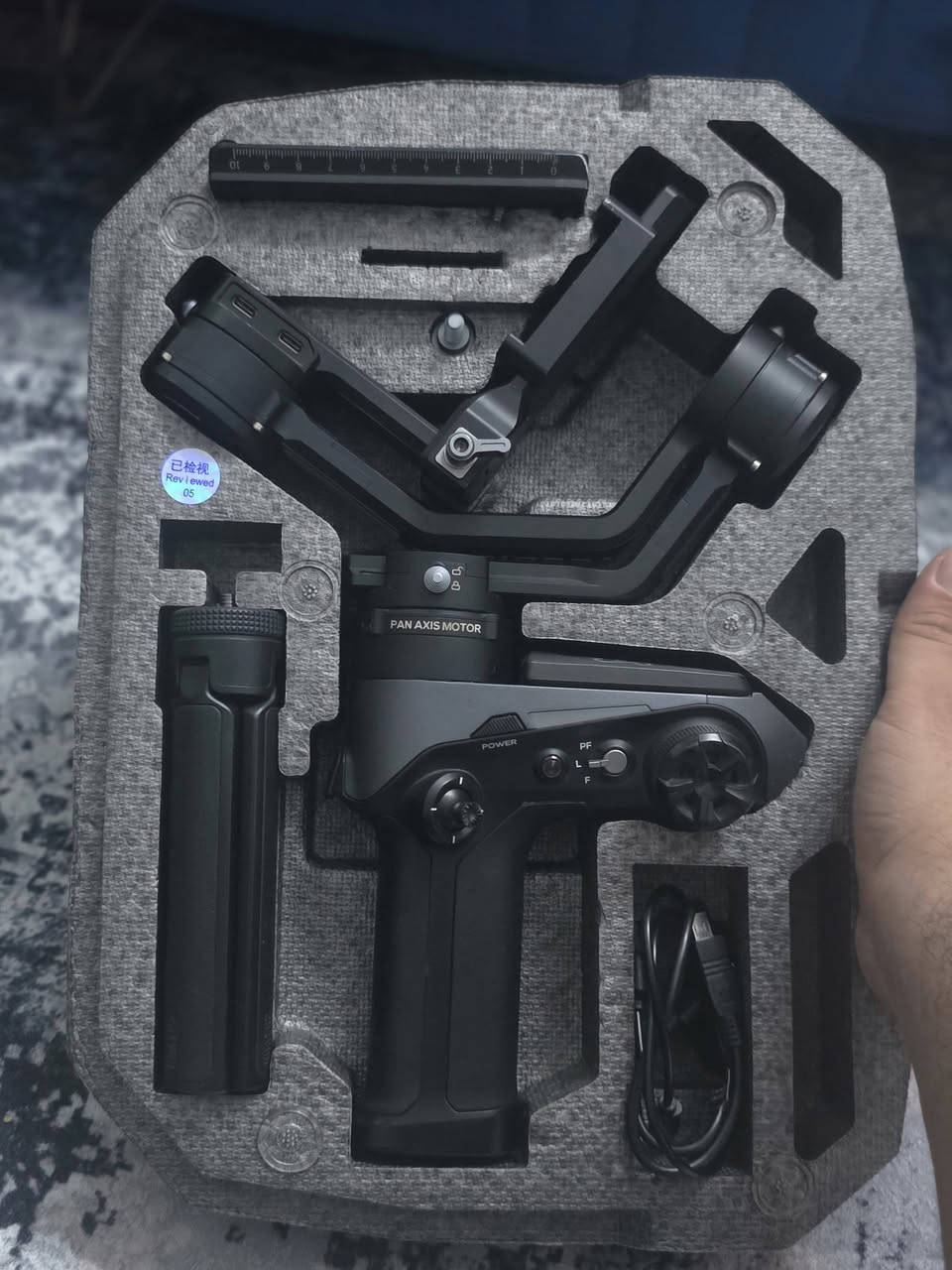 Weebill 2 
يتحمل 3 كيلو 
نضيف جدا و مابي ايي مشكيلة 
ويا قاعدة ریلس 
سعر نهايي 275 الف قفلة 
بدون معاملة ❤️ 

توصيل موجود الجميع مناطق العراق


**إذا كنت صاحب هذا الإعلان وتريد حذفه لأي سبب، رجاءا أرسل رسالة إلى الدعم الفني**