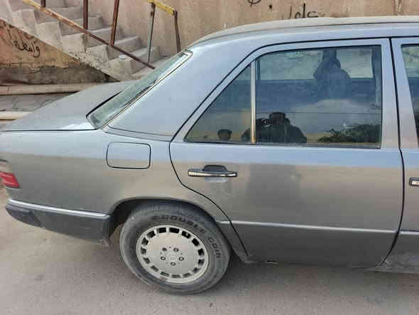 دب موديل ٩٢ مكفوله من الضربه قواعد سليمه محرك محور٢٥٠٠ . رقم بغداد. تحويل. السعر ٣٥وبي مجال
***********
