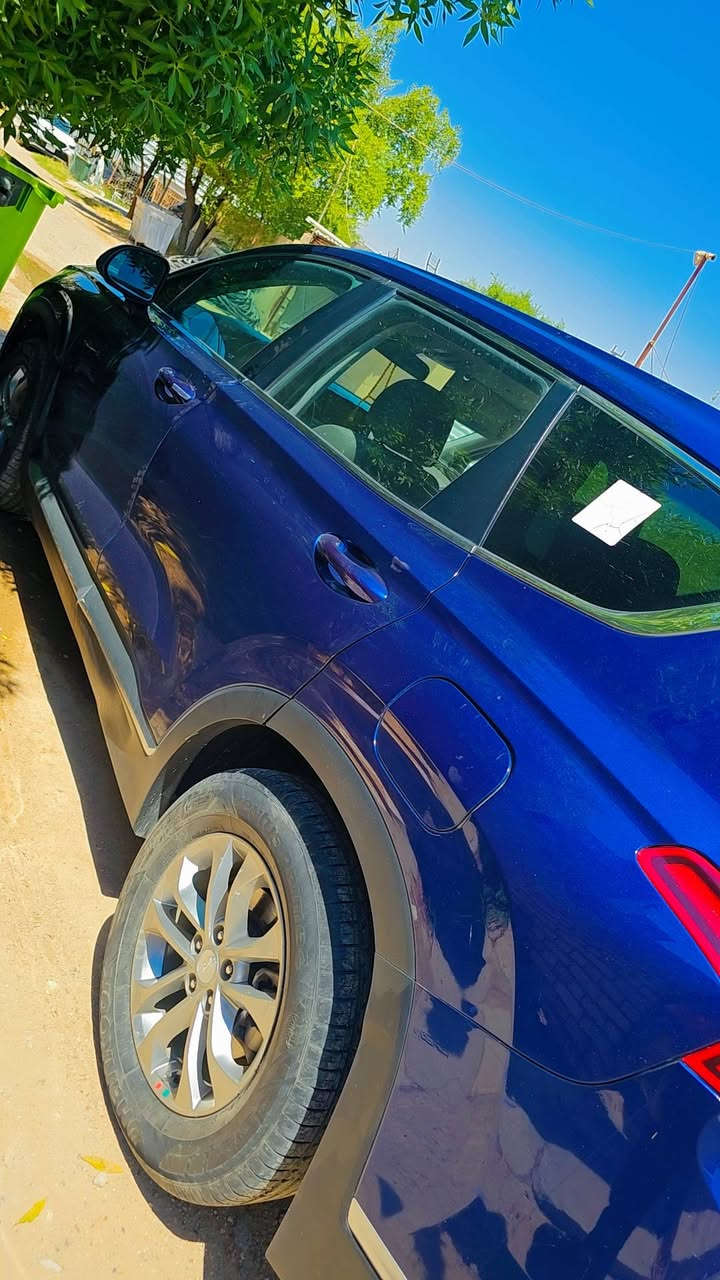 سنتافي ٢٠٢٠ وارد امريكي رقم بغداد الجديد  حادثها بنيد بامريكا وبلعراق قبق الجنطه فقط   ٤ سلندر  ٤ راكب السياره نضيفة كلش وما ناقصها اي شي  تبرد قطعتين مواصفات الامريكي معروفه  رايدها ب 165وبيها مجال *********** مكاني بغداد
