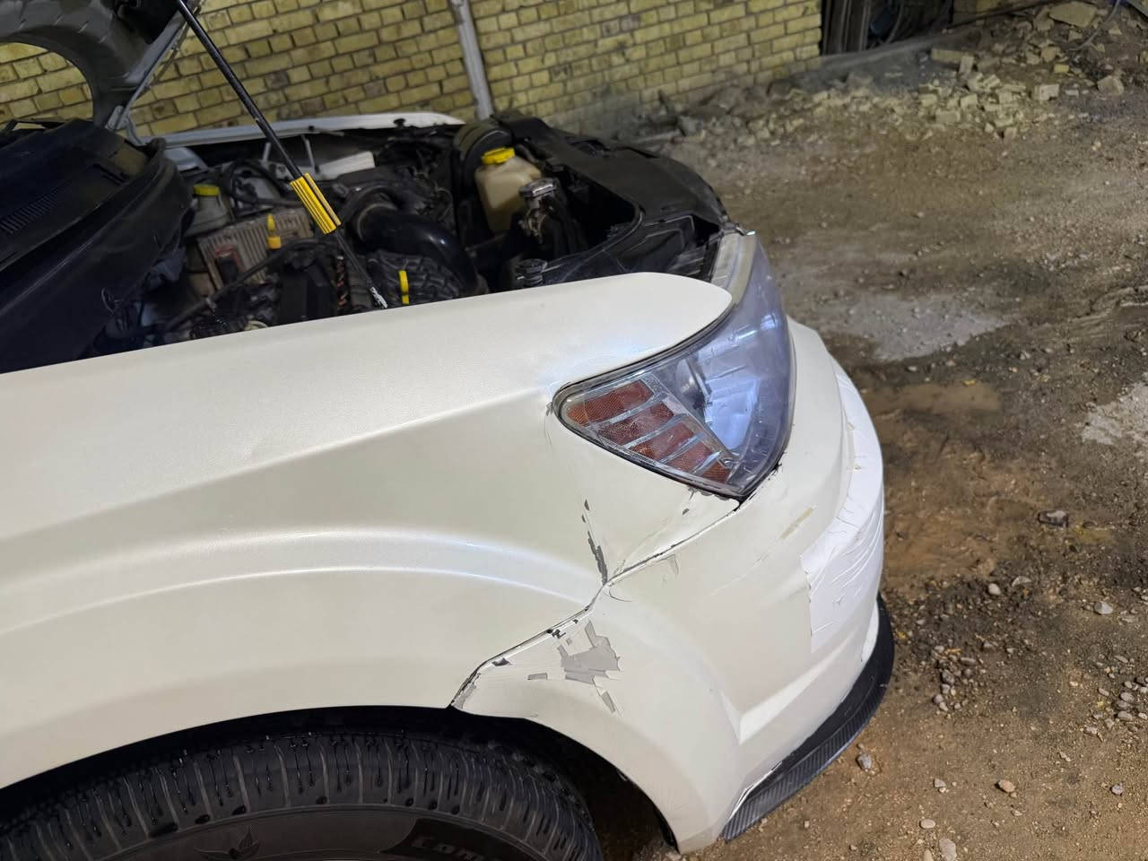 دوج جورني 2017 رقم الجديد ذي قار
سياره بااسمي تحويل ثاني يوم وسنويه جديده

شاشه كبيره
ويل كب
محرك 2400 
لون صدفي
تبريد قطعتين
7 راكب
تخم تاير 
..............
تبديل قطعتين باب وجاملغ جهه الصدر
بيها صبغ نفس الجهه مال الصدر تجميل
ضربتها ماواصله للفخذه او الشاصي
سياره عائليه وللجناي لان البياع شراي يتعب

بيها ضربه بسيطه جديده موجوده بلصور عفتها ع حالها...

بيها مجال للشراي صدك اما البطران لايراسل..
هذا رقمي *********** ناصرية, ذي قار
