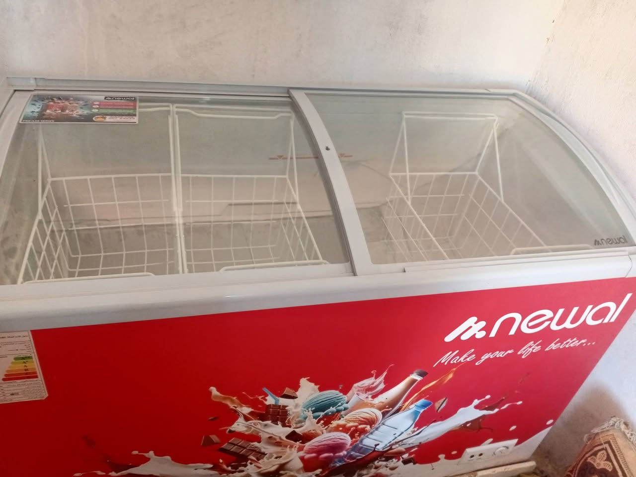 السلام عليكم عارضه محل للبيع مستعمل شي قليل سعر 350وبي مجال الاستفسار ***********
