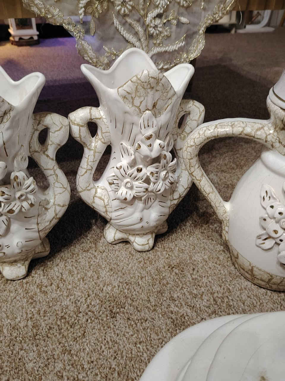 مزهريات فرفوري للبيع
السعر 75
العنوان بغداد ام الكبر والغزلان
***********
