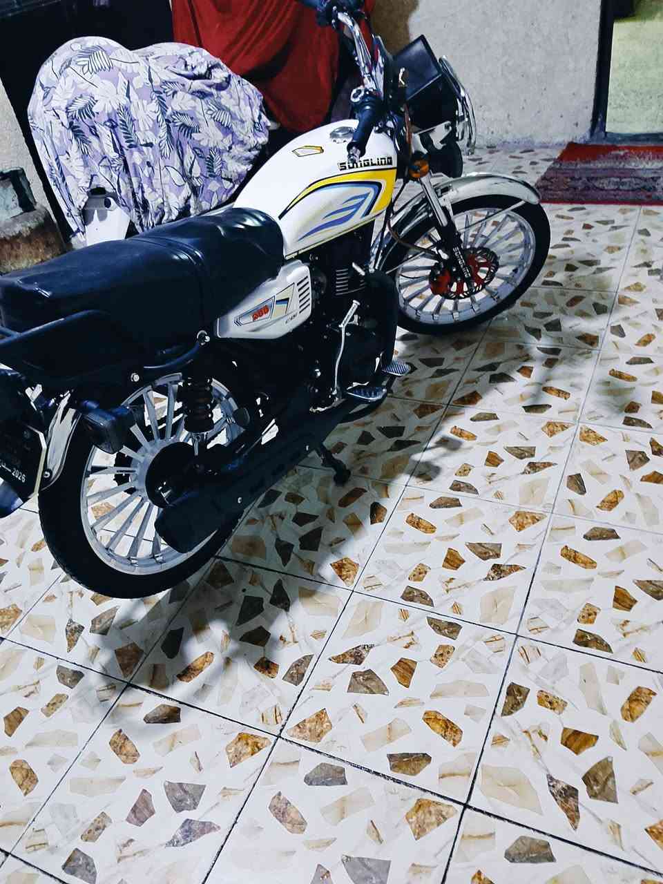 سلام عليكم دراجه سونك 2026 مكينه200cc دراجه كفاله قبل 3اشهر اخذتها زيرو يحتاجلها تنضيف كابريتر فقط مكاني بغداد حي الجهاد/سعرها850وبيها مجال /ه‍***********
