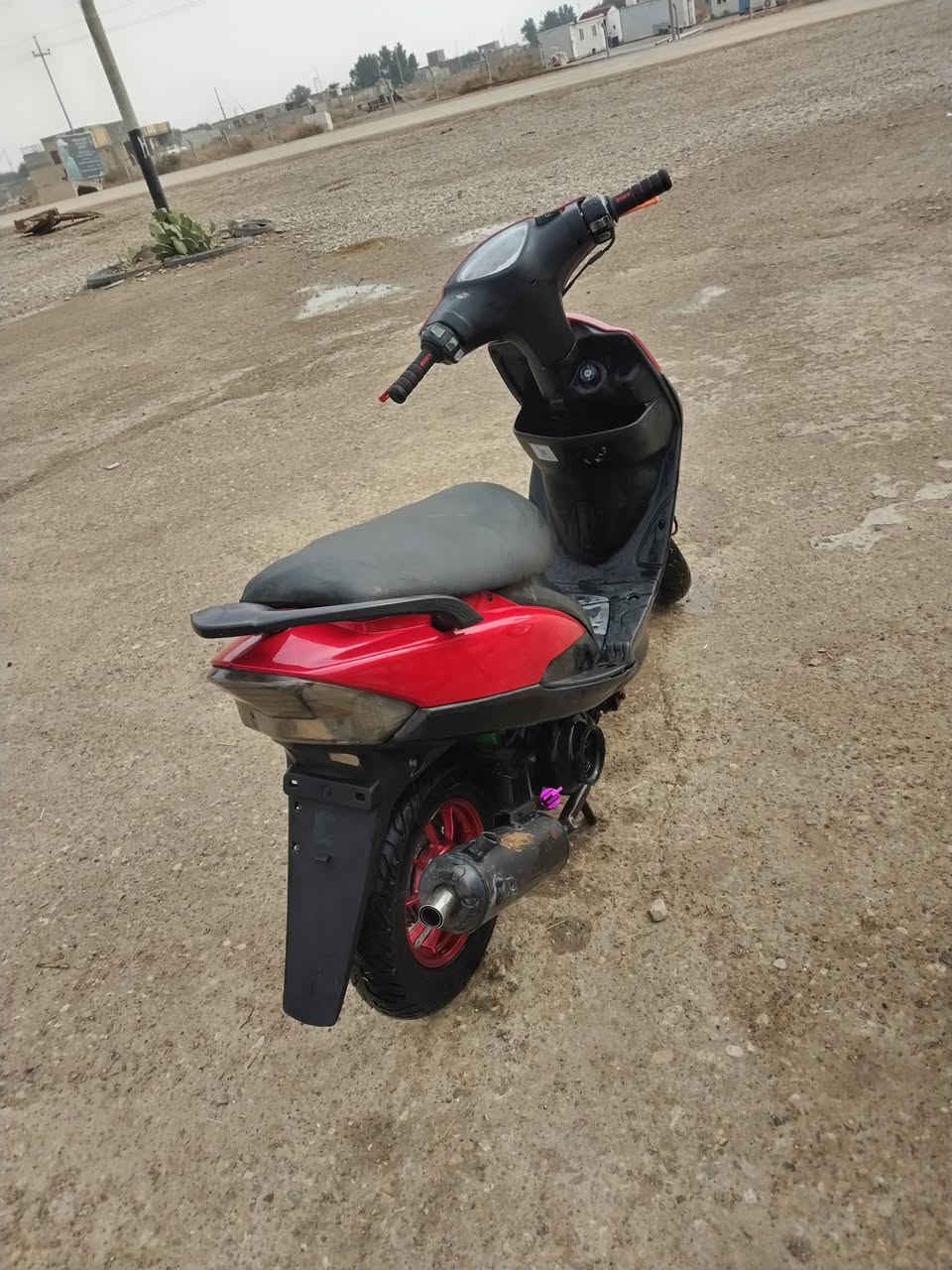 سلام عليكم شباب دراجه  ماكس عدله للبيع السعر550وبيهة مجال للشراي***********
