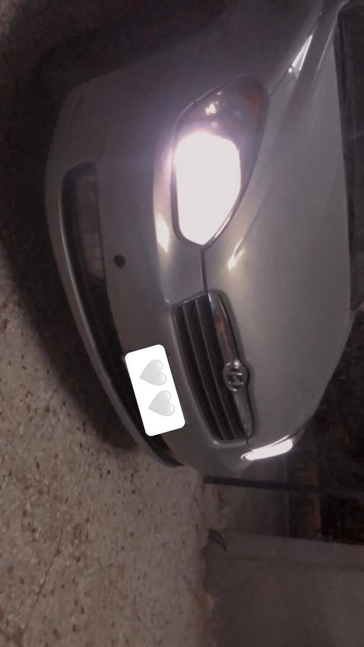 السلام عليكم …
اكسنت خليجية 2009 

محرك 1.6 خير من الله 

السيارة جاهزة تشغل وتطلع مابيها اي نقص

حداديتها مرتبة وزينة 

كهربائيات جاهزة ومابيها اي نقص

كير محرك مكفولات

تبريد ثلج تدفئة 

نسختين سويج مع سنتر شغال

بيها باب خلفية معمرة بدون تكم وجاملغ مثل مموضح بلصورة

غير الي ذكرتة مكفولة من كلشي 

غرفتها نضيفة كلش 

مدوشمة كشن جلد 

رقمها بغداد 
للتواصل على رقم الهاتف 
***********
***********

السعر 85$
