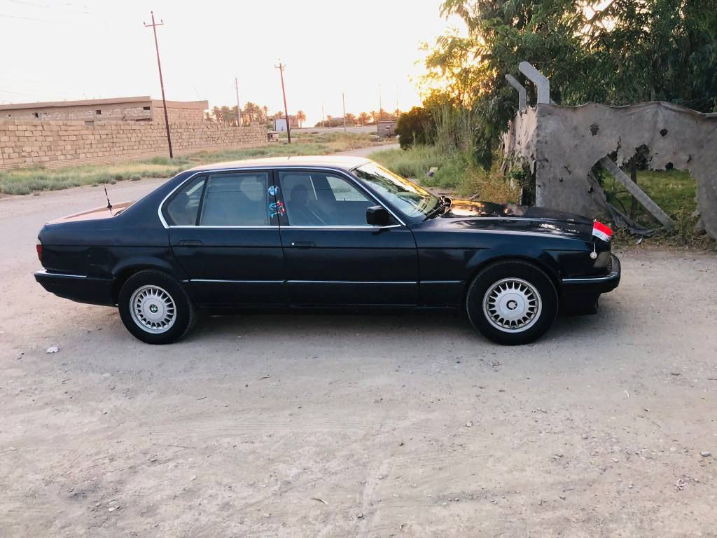 Bmw 1993/٧٣٠
دبل جكمجه
شاشه وكامره 
تخم تاير جديد 
كهربائيات كامله بدون جطل
سنويه ورقم جدد
باتري+داينمو جدد
كير مكينه شرط
نفس اليوم تحويل 
السعر 32
مكاني ديالى الغالبيه *********** بغداد, العراق
