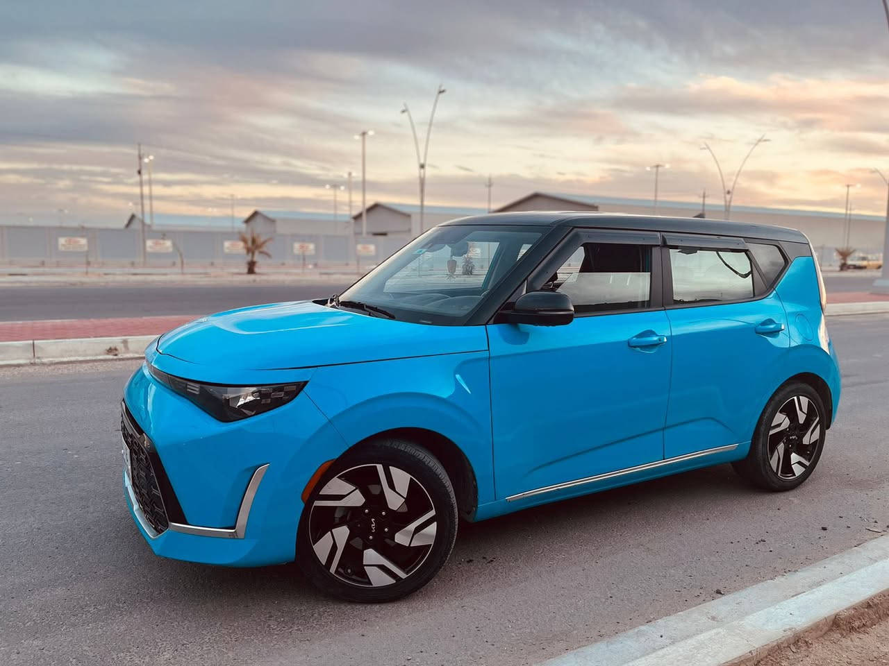 كيا صول 2023 باسمي GT
مكان بصرة 

***********
