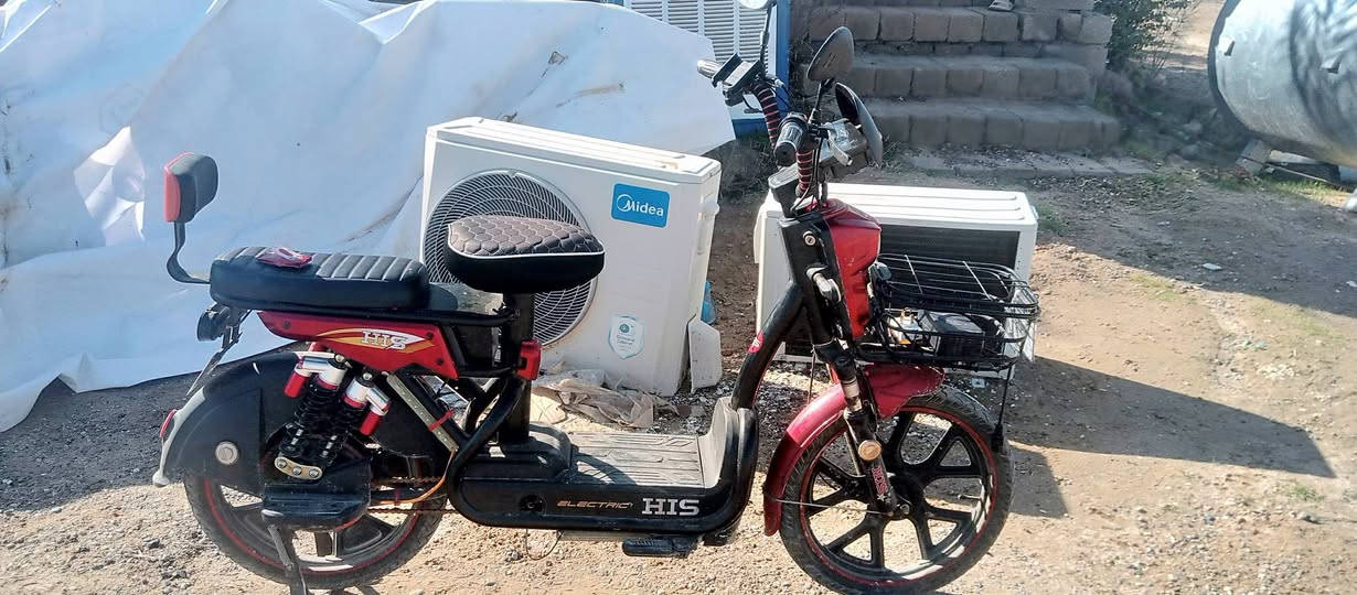 اسلام عليكم
موطور حجم 22 موديل 25
دبل اشاره بصمه
سرعه99
بطاريات جدد نضافه /100
 سعر 400. وبي مجال
لاستفسار***********
