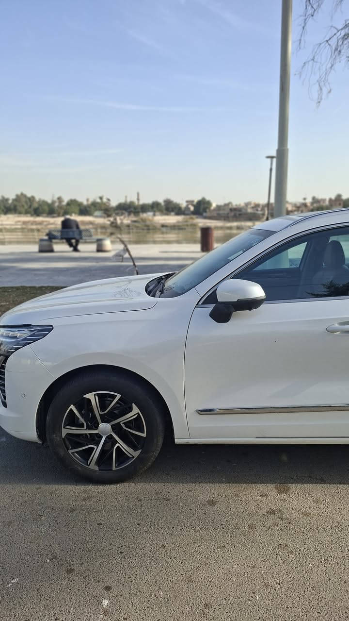 بِسْمِ اللَّهِ الرَّحْمَٰنِ الرَّحِيمِ
السلام عليكم ورحمة الله وبركاته 

سيارة هافال جوليان  فول ١/١
* موديل ٢٢  (بغداد )
* عداد المسافة ١٣٠ _ قابل 
* حلوه و اقتصادية ..
*مواصفاتها معروفة ( السيارات الذكية ) *
من رادارات ٣٦٠ ..اصطفاف ذاتي .. قيادة ذاتية ... تحكمات ...
* داخل لونين مميز ..
* جلد .. بانوراما ....الخ
* مكفولة  ب 145 وسلامتكم 🌹


**إذا كنت صاحب هذا الإعلان وتريد حذفه لأي سبب، رجاءا أرسل رسالة إلى الدعم الفني**