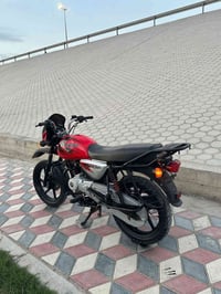 بوكسر ٢٠٢٣ بسعر مناسب و مستعجل ع بيعه  ٠٧٧١٣٩٩١١٣٨