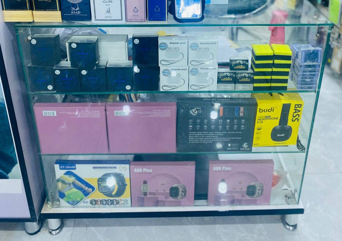 ميز عرض +ميز صيانه نهايه شارع الحبوبي
250 وبيهن مجال


**إذا كنت صاحب هذا الإعلان وتريد حذفه لأي سبب، رجاءا أرسل رسالة إلى الدعم الفني**