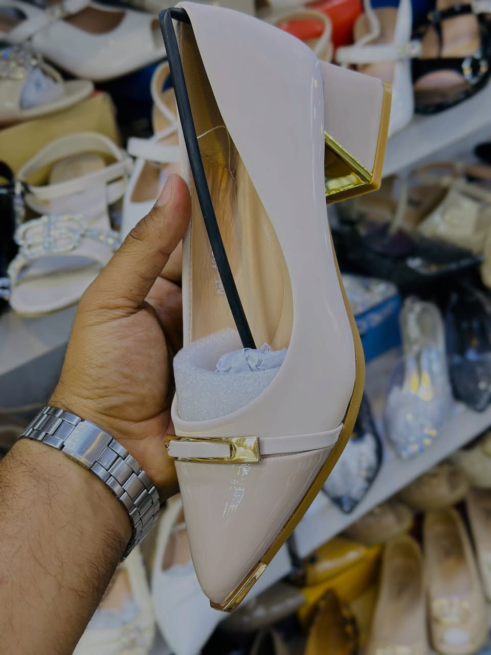 السعر فقط 10 الاف 
قياسات 37-41 موديلات تجنن وصلت اليوم 
سكوبي واحد عروض
العنوان النجف شارع العسكري كبل مقابل جملة بركات الزهراء الغذائية قرب أبو زهراء المضمد 
أوقات الدوام في شهر رمضان المبارك 
من الساعه 9 صباحاً إلى الساعه 12 ضهرا 
و من الساعه 3 العصر إلى الساعه 12 ليلا 
 استفسار  ***********
استفسار  ***********
رقم التوصيل ‭0783 513 8518‬
لايك وتعلق حلو مثلكم 😘
