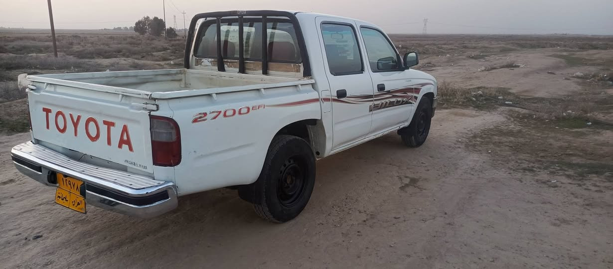 سلام وعليكم سياره للبيع تويوتا 2001باور ستيرن داخل حمر رقم سليمانيه بيها جامرلوق مبدل ولباقي مكفول سنويه ماصاقطه مكان سياره ديالي العضيم تخم تاير جديد صدر جديد محرك كير كله مكفول***********
