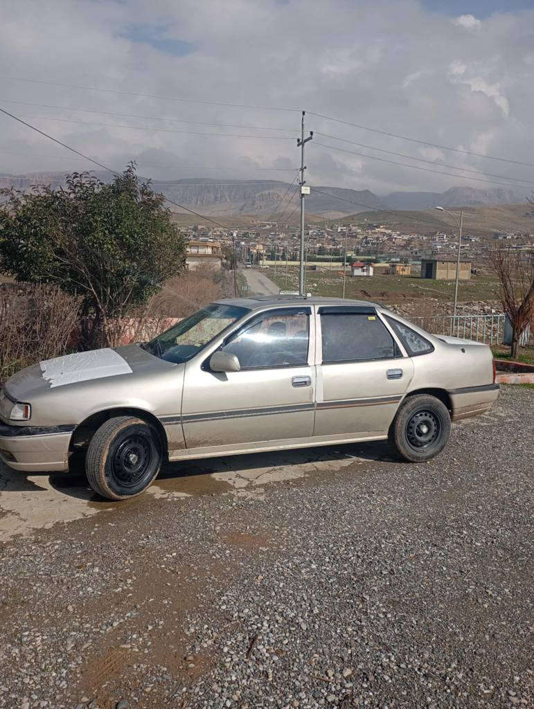 سڵاو خوا لە هه موولایک 
ئۆپل علووج مۆدێل 1994 دەحموو لێدراوی نیە مەکینوو گێڕ بە شەرت مەکینە 16 مەرخووب نرخی 18 گەڵا مەحامەلە شوێن بنگرد جوابی نامە نادەمەوە *********** رانية, السليمانية
