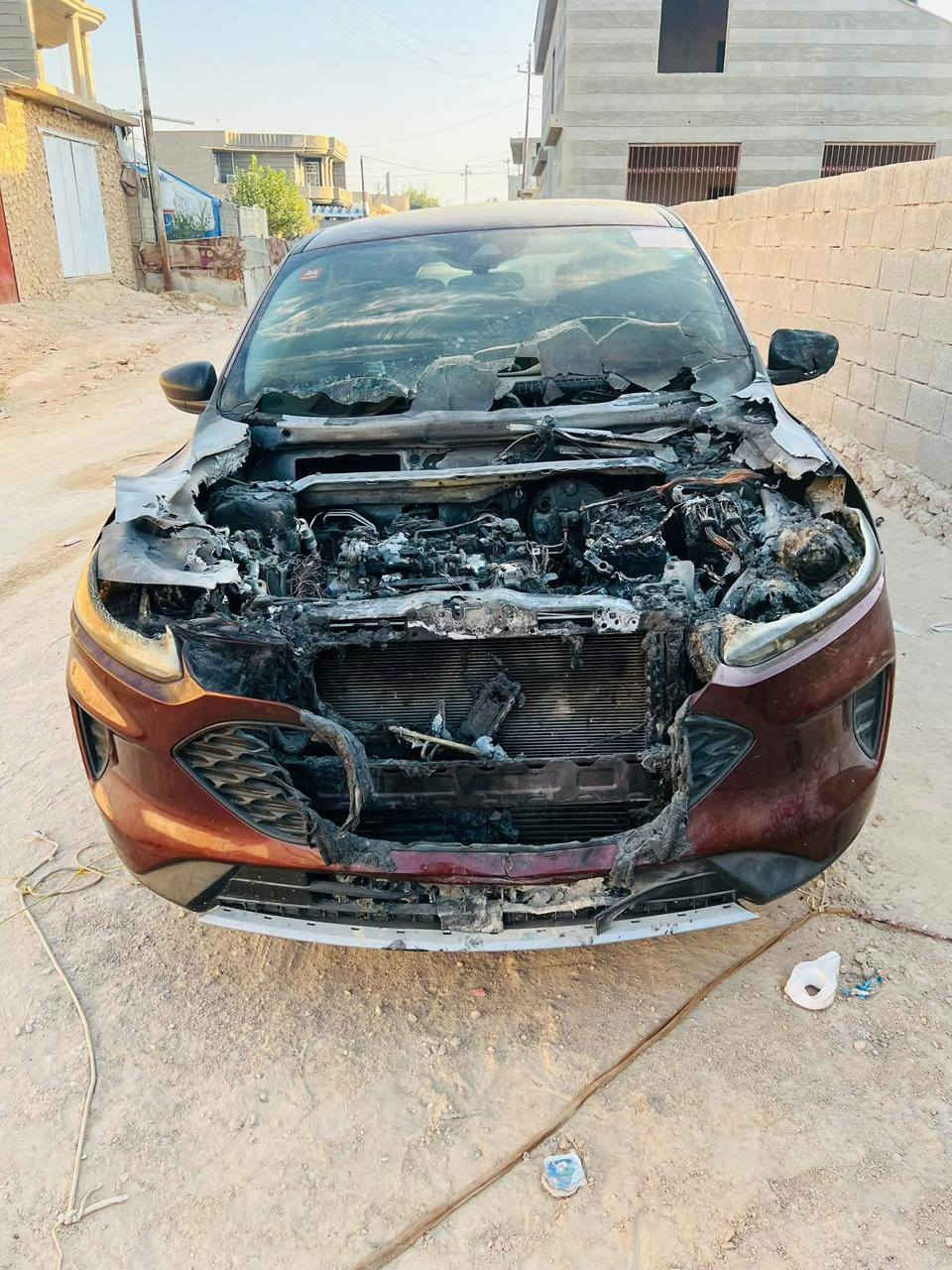 السلام عليكم للبيع سياره فورت سكيب موديل 2021رقم ربيل 
انكليزي تحويل بسمي
سابقن مكفوله
مواصفات فول ماعدا الفتحه 
مكينه2000 تيربو 
ابيع علا وضعيتهه حريق رفعت البنيد مكينه وكير كفاله 
العنوان كربلاء
سعر55 
الاستفسار‏‪***********‬‏ كربلاء, العراق
