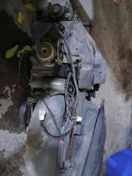 تفصيخ بريز ضفيرة
تانكي محرك كلشي موجود 

وكالة تايرات عقل وية ضفيرة كاملة 
بغداد حي العامل 
***********
