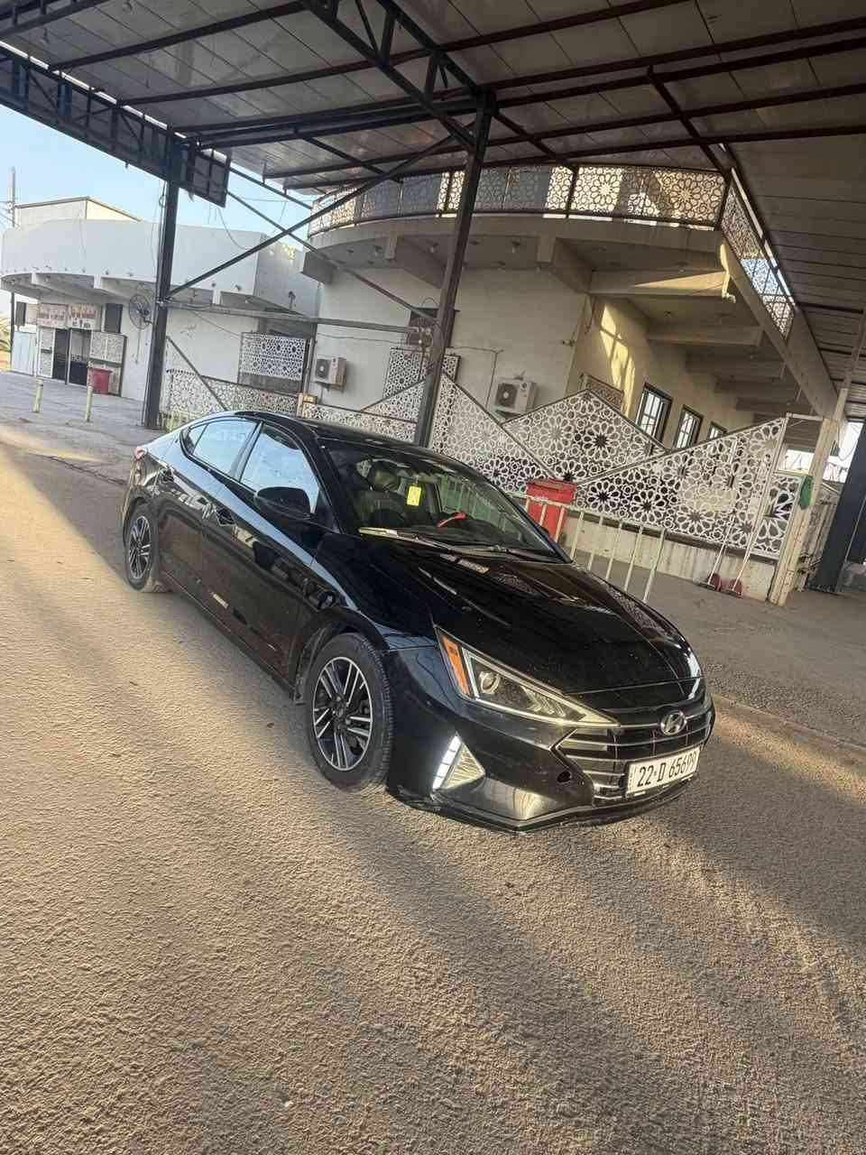 السلام عليكم النترا موديل 19 سوده وارد امريكي 
كير AT
مكينه 2000  دوش ثنينهن كفاله
حداديه تخم تاير جديد 
تبريدها ويا السويج 
ضرر السياره موجود بسونار 
مكان بابل ابي غرق عمود ٣١٢
تواصل ***********
