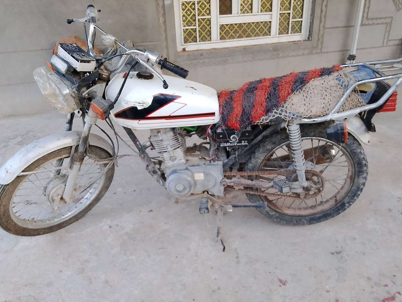 سلام عليكم دراجه للبيع ايرانيه***********
