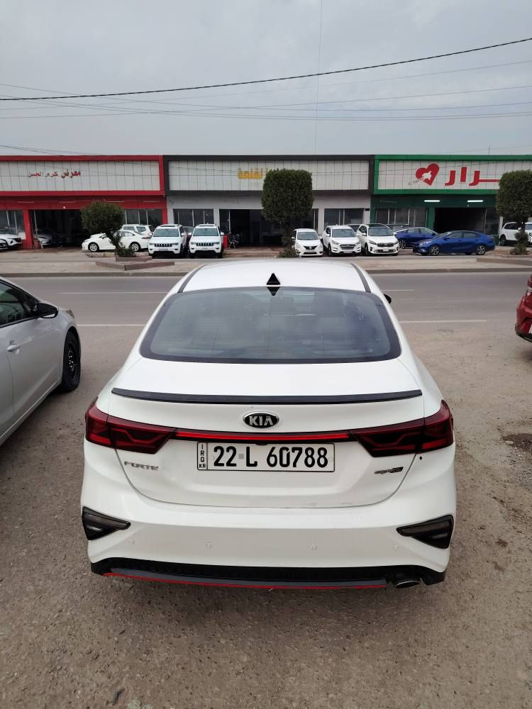 كيا فورتي ٢٠٢٠
جيتي لاين
محرك ٢٠٠٠ دوش
صور الحادث مرفوقة بالمنشور
باباتين معمرات وبنيد نفس اللون بلادي جتي لاين فول عدا الفتحه السعر ١٢٥ ورقه 
*********** بغداد, العراق
