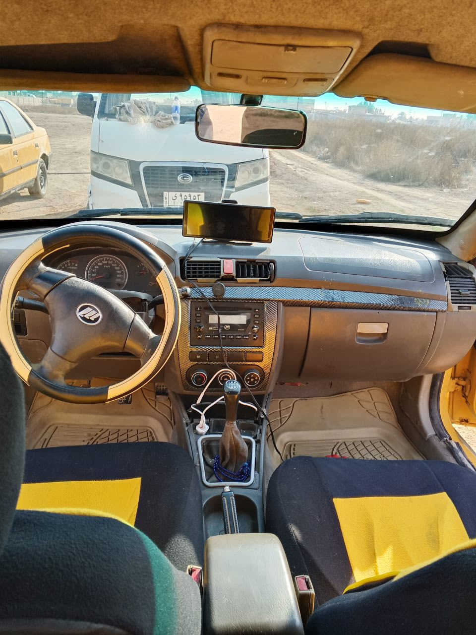 السلام عليكم ليفان ٥٢٠ للبيع موديل ٢٠١١ سياره بسمي سنوية لل٢٩ مصفرة هيئة وغرامات سيارة كاملة مابيها نقص فقط التبريد سعرها ٢٥ وبيها مجال مكاني بغداد الجزيرة السياحية ***********
