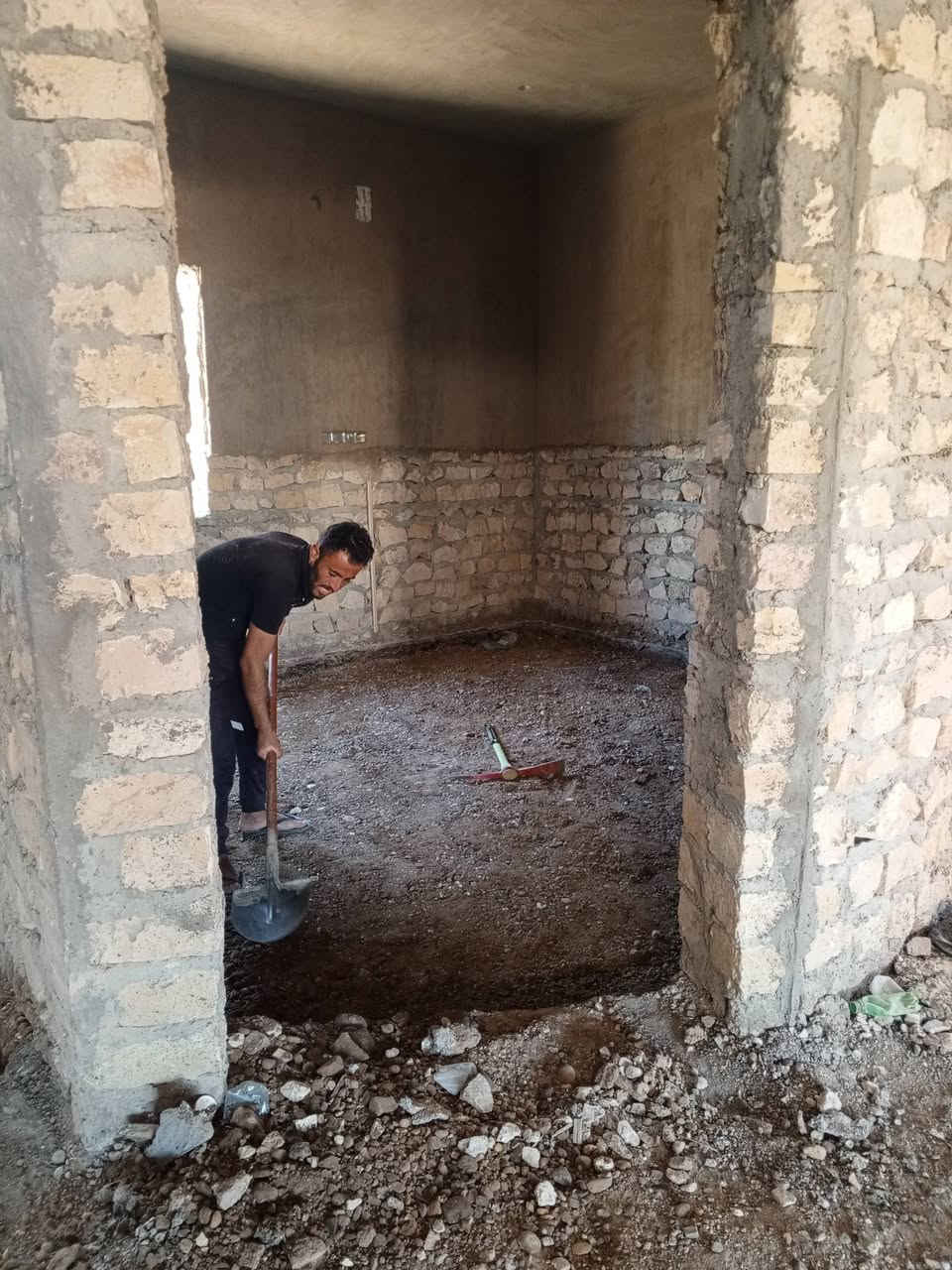 سلام عليكم  /  يوجد كادر عمل جاهز /  تصعيد مواد /  تنضيف بيوت /  تفليش /  تكشيط /  دفن نهري /  شقلنه ليل ونهار /  ومعداتنه جاهزه  ومالك دخل بكلشي تأخذ شقل جاهز مني سلمني شقل وتأخذ شقل جاهز / ماعليك بس تصال على رقم /// ***********
