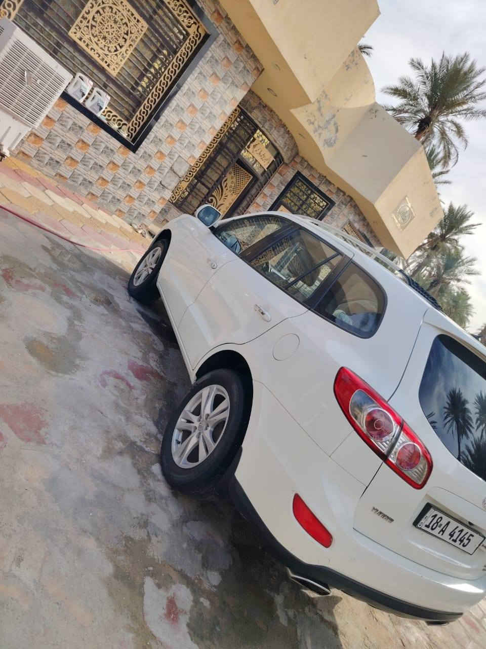 سلام عليكم
عيدكم مبارك كل عام وانتم بالف خير
سنتافي خليجي رقم بابل دولي 
محرك 3300  ست اصطوانات
فوورويل 
فتحت سقف 
دبل تحكم 
7 راكب 
3 قطع تبريد 
كامره وحساس 
اربعه دسك 
مانع انزلاق 
خمس ويل كب 
حافظه 
يدادت نيكل 
داخل لونين 
سياره جاهزه من كلشي 
تبريد ثلج 
محرك مكفول 
تخم تاير حداديه جديده 
كهرباىيات شغاله 
دبل فيتبم 
سياره بيه حافه البنيد صبغ 
ولباقي كفاله منتبديل ولحالوب 
سعر  138 
مراوس ترهم حسب قناعه 
ديوانيه قضاء شاميه 

*********** واتساب متوفر

