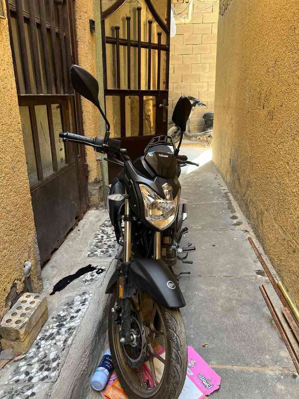 من رخصة الادمن
السلام عليكم شباب عندي دراجة rk 200cc ايطالي رقم و سنوية رقمها اربيل بعدني ممحول السنويه باسمي صار اسبوع من اخذتها  و حتاجيت فلوس ماشي 500كم لون اسود طافي سعرها قفل 2,900,000 د.ع مستعجل على بيعتها هاذ رقمي واتساب متواجد 

ه‍/***********
