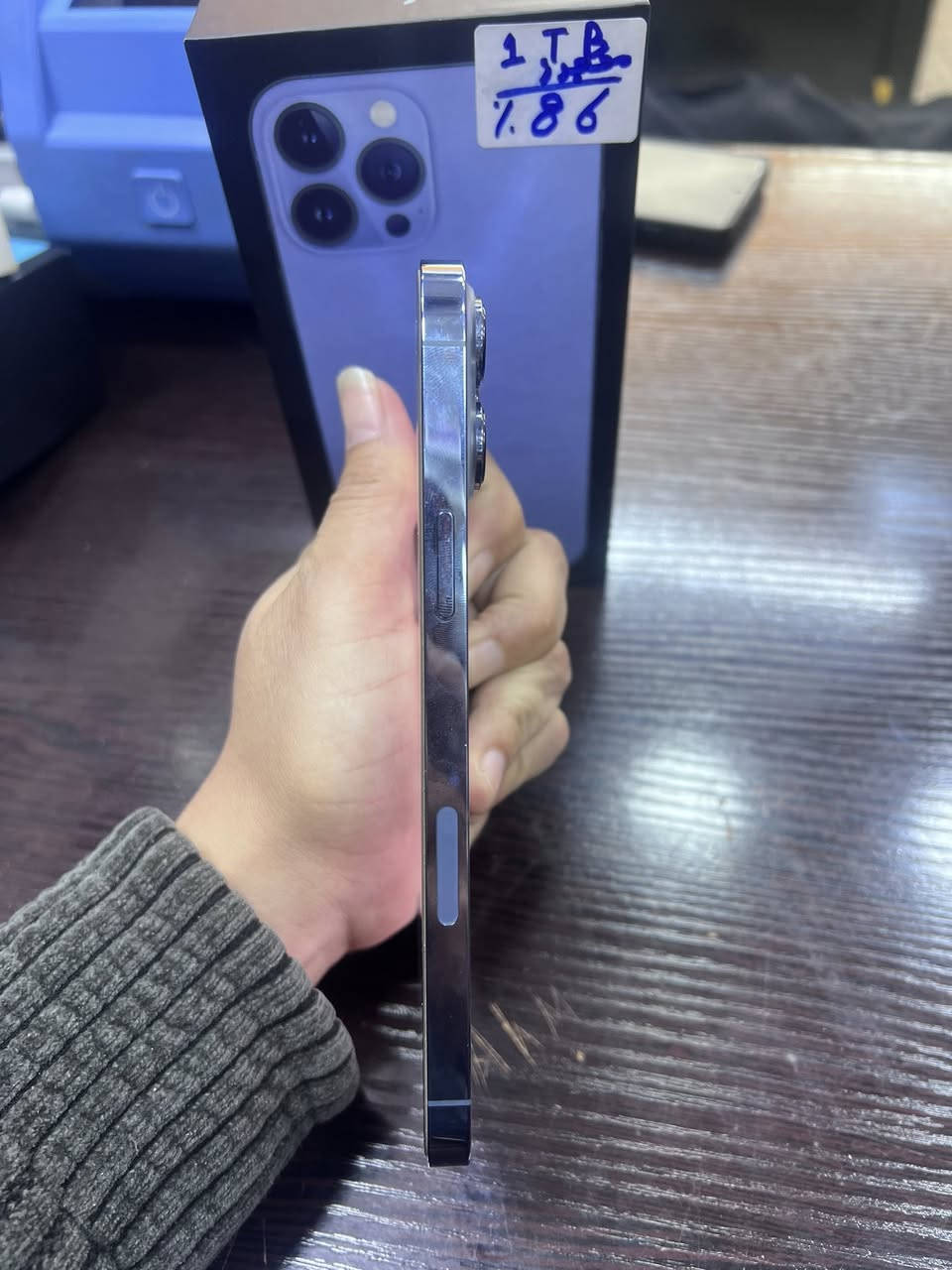 ايفون 13بروماكس ذاكرة واحد تيرا بطارية 86 نظافة 100‎%‎ السعر 775


**إذا كنت صاحب هذا الإعلان وتريد حذفه لأي سبب، رجاءا أرسل رسالة إلى الدعم الفني**