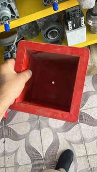 توفر لدينا قوالب الفحص التركي الثقيل  الحجم ١٥*١٥  الوزن ١٨٥٠ غرام  وا...