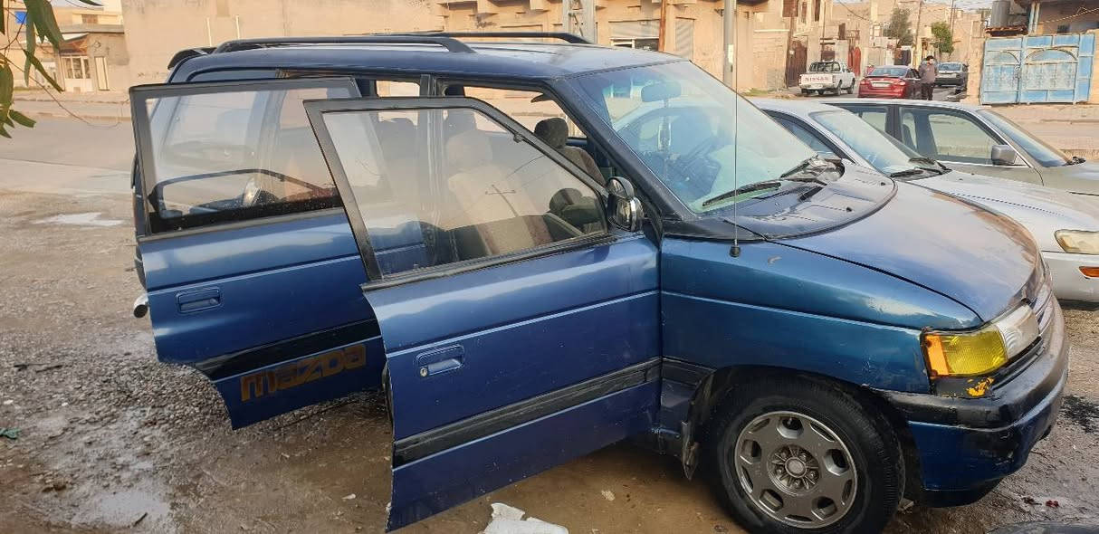 السلام عليكم مازده للبيع موديل 1993 كير محرك بطه تتدفئ تبريد بس راديتر سنويه 29 دفتر بانزين كركوك سياره حلوه كهربائيات شغاله كلها سياره مال جنئ شرط التحويل بأسم اخوي ***********
