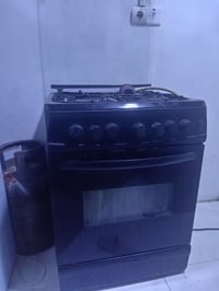 للبيع طباخ مصري باب اول شرط الشغل السعر ٥٠ قفله مال بيع الشراي يتصل 07...