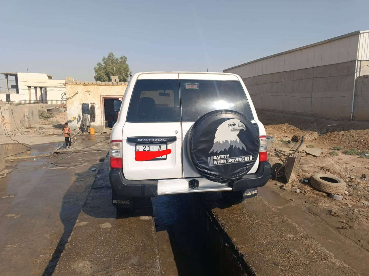 السلام عليكم
نيسان باترول 2001 فول نضافه وكفاله من الدعاميه للدعاميه تدفئه تبريد شغال تخم تاير السياره احلى من الصوره 
للاستفسار اكثر على الرقم  ***********

مكلف بالنشر ما اجاوب خاص الشراي يتصل
