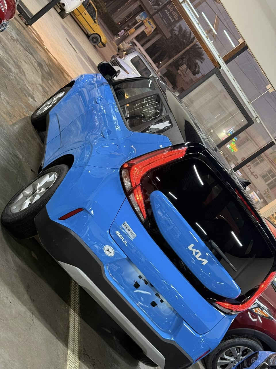 متوفر داخل صالة عرض شركة ( نجوم السواحل ) ✅
كيا صول 2025 S بدون رقم 
ماشيه 4000 فقط زيرووو 
حادث السياره كما موضح بالمنشور ( صبغ الباب + دور الجاملغ )
بجم مقفول بدون دواخل 
توكلر (  سمائي + اسود ) 
1-بصمه تشغيل+ تشغيل عن بعد 
2-شاشه كبيره 
3-كشن كهرباء 
4- رادارات 360 درجه 
5-كامرا خلفيه دواره 
6-تحديد مسار
7-قيادة ذاتيه 
8-أيقاف ذاتي 
9-مانع أنزلاق 
10- مود درايف ( متعدد القياده ) 
وباقي المواصفات المعروفه 
معروضه 165 بيه مجال بسيط 
للأستفسار أكثر زورونا الى موقع الشركة 
بابل-حي الطياره - قرب شركة آسياسيل ✅
او الأتصال ع الارقام التاليه 👇👇
*********** / علي الجبوري 
*********** / محمد الحميري
