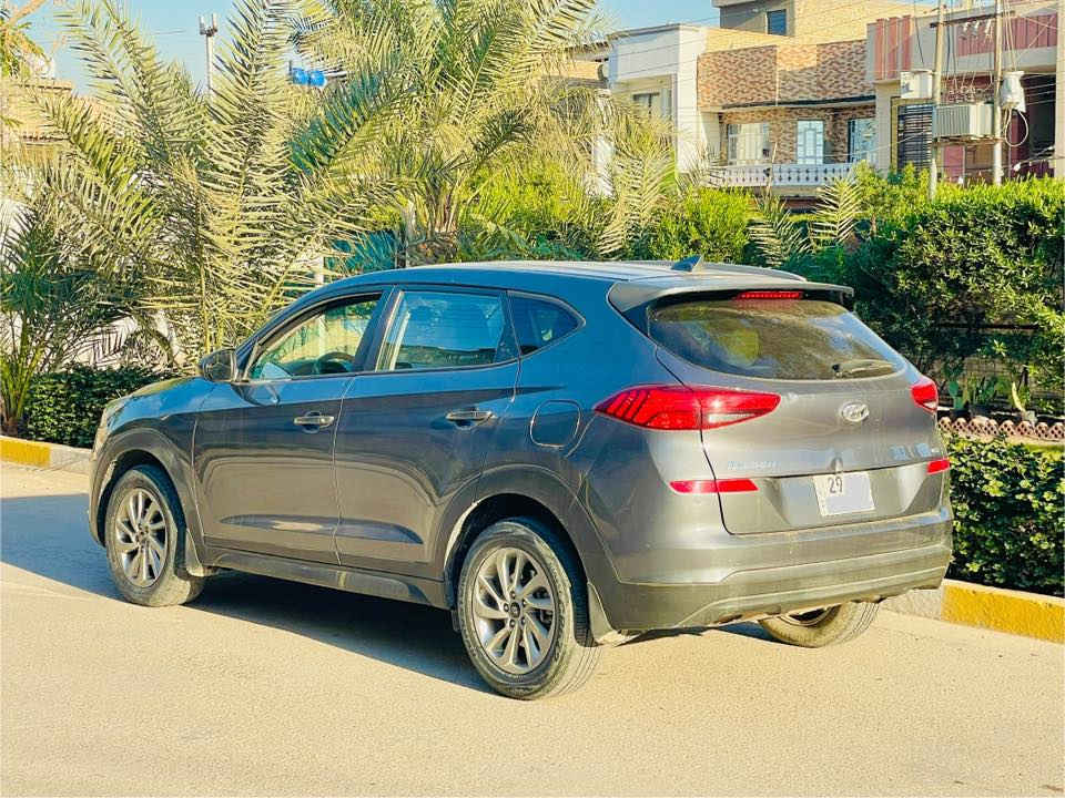 بيع مستعجل بسعره جوه سوك كلش حلوه 
السلام عليكم هونداي توسان 2019 وارد امريكي حادث 
موضح داخل منشور فقط تلاث قطع صبغ باقي بلادي لا ضربه لا تبديل سونار موجود محرك 2000دوش  كير مكينه خير من الله 
صدر كله جديد تبريد ثلج مواصفات السياره نص فول 
كهربائيات كله جاهزه ماشيه 100الاف ميل تخم تاير حلوه 
غرفه سياره حلوه سياره نسبه حلوه جاهز مجهزه رقم واسط الإنكليزي الدولي الجديد باسمي تحويل ثاني يوم 
مكاني بغداد ملاحظه ما متواجد على النت اتصال فقط 
 الشراي يتصل اني خادم ***********
