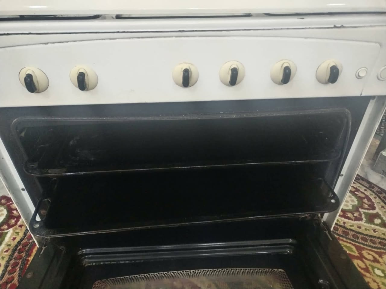 طباخ للبيع شغال ونضيف ب75 وبيه مجال بسيط


**إذا كنت صاحب هذا الإعلان وتريد حذفه لأي سبب، رجاءا أرسل رسالة إلى الدعم الفني**