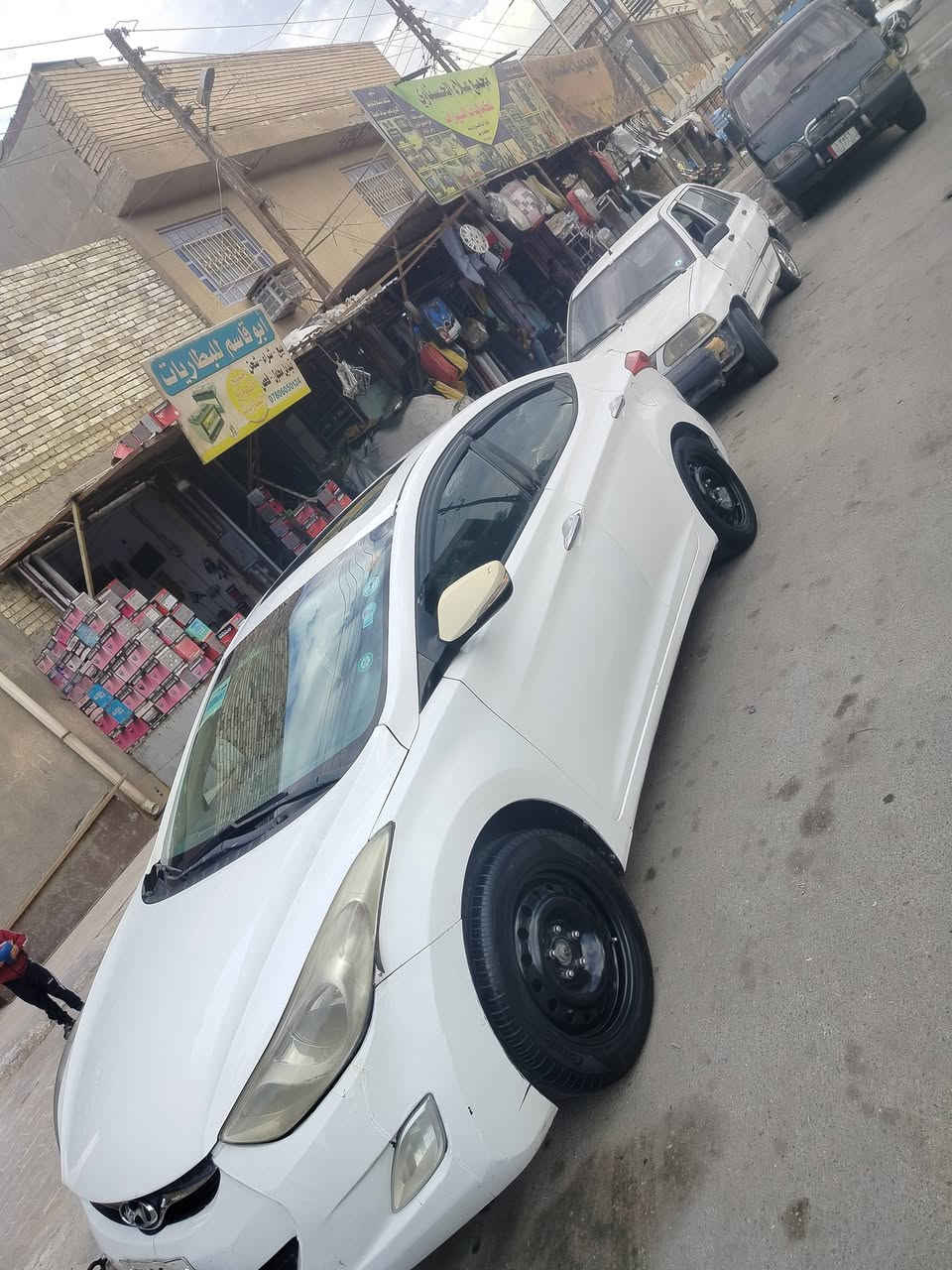 سلام عليكم النترا 12 فول 1/1 مكينه 1600 اقتصاديه كير جديد وتبريد منضومه كامله جديدة ادامه كامله مكينه جيده لاتنقص ولاتبخر سونار مرفق بلصور رقم اربيل وكاله بسمي مداوار او وكاله سعر 85 مجال بسيط مكانه كربلاء ***********
