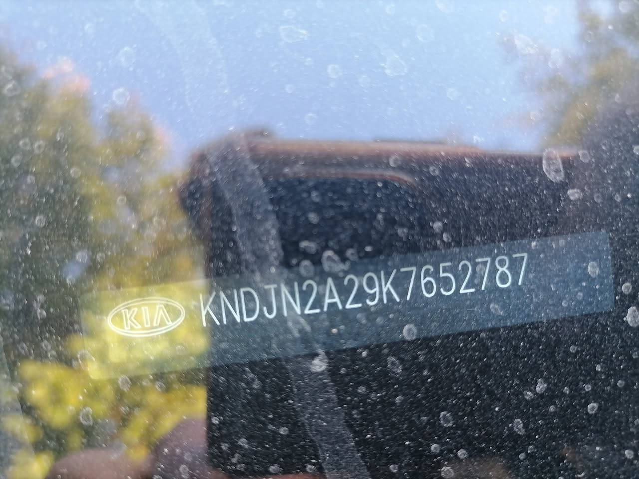 كيا سول 2019
رقم بغداد

ماشيه 67 ميل 

امريكي

بيه بارد بالباب الخلفي عكس السائق 

رقم الشاصي موجود اللي يحب يشوف حادثة

باسمنه مكانه كربلاء مدينة العاب السندباد

السعر 130 وبي مجال 

***********
