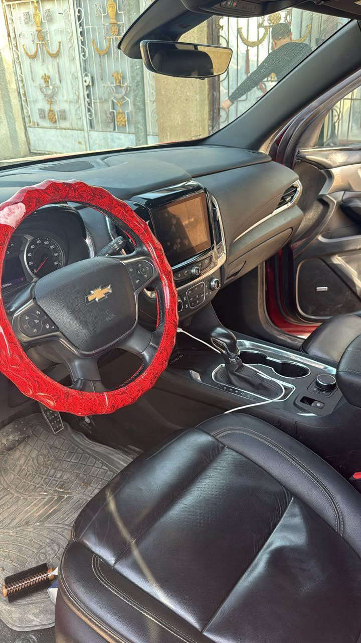 شوفرليت ترافرس 2022 وارد امريكي فول مواصفات 
 رقم بغداد مشروع وطني سنويه جديدة
محرك 6 سلندر ماشية 90 كيلو
كير محرك حداديه تبريد تدفئة مكفولات 
مكفوله السياره من اي ضربه او صبغ
 فقط جاملغ السايق حادث امريكا بدون داخل
العنوان النجف السعر 238 وبيها مجال 
***********  اي استفسار اتصالات واتساب مكلف بالنشر النجف, العراق
