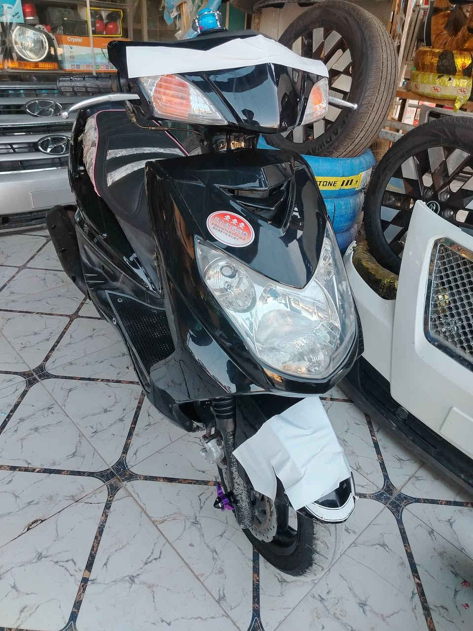 سكنس فحل لل بيع 
جهزه من كلشي ما بيها نقص
مبدل بوشه فقط
مال جناي
السعر ٩٥٠
بابل الحمزه الغربي شارع الجمعيه
***********
