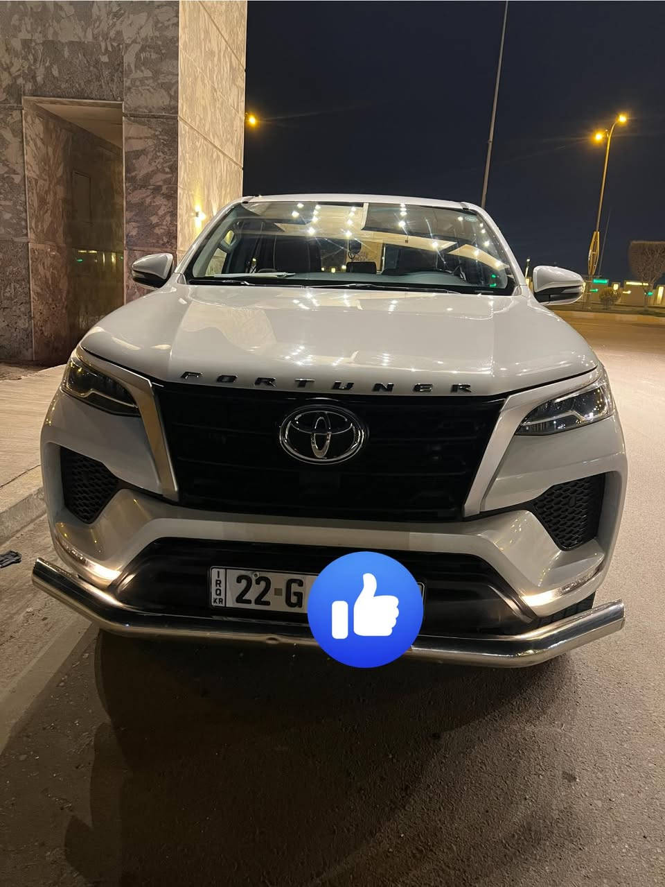 سلام عليكم
فورتشنر ٢٠٢١  رقم اربيل
وكالة تويوتا عراق
ماشية ٦٤ الف كيلو 
موصفات فول SR5 
سويج 
 محرك ٤ 
٢٧٠٠
مري شفط 
تحكم ستيرن كامل 
شاشة كبيرة
الداخل كله مغلف  
وهوايه شغلات بعد
السيارة بدون صبغ 
فقط بيه تعديل بارد بجهة السكن 
اثر  طخة خفيقة بالباب 
عارضها ٢٨٠ 
وبيها مجال وتدللون 
مكان السيارة الانبار فلوجة
 
***********
