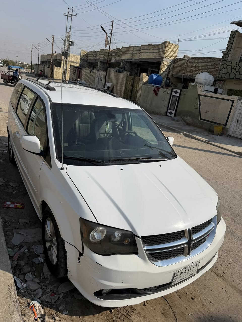 دوج كرفان 2019 سياره فول تشغيل عن بعد ابواب كهربائيه 
صندوك كهربائي سياره بيهة كلير احزام من امريكا يرادلهة شغلاات بصيطه ضربتهة جاملغ وباب كلش خفيفه بدون دواخل سعر ١٦٠ وبيهة مجال 
***********
