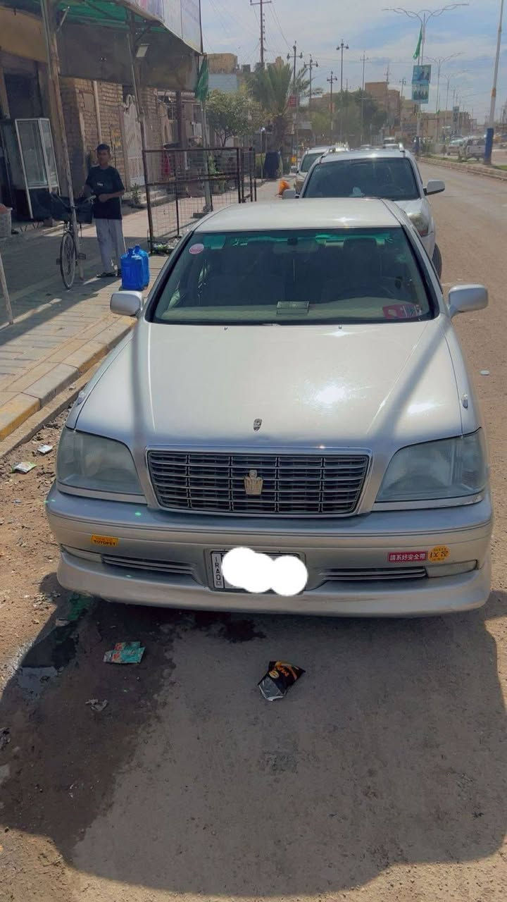 ادوات كصه جنطه
متوئم الماني سنويه ورقم
دكمه وحده
ففتي
مكينه كير حداديه جاهزه
تبريد ثلج
تحوير نجف
سياره جديده وجاهزه
سعر 35وبيه مجال 
***********
