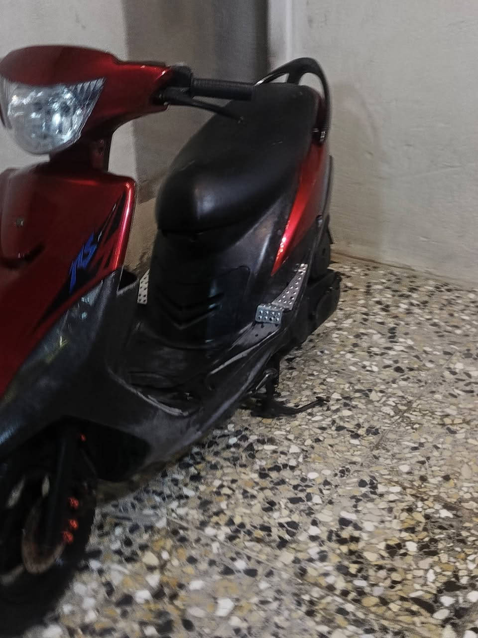 سلام عليكم دراجه ماكس ماكس عدله كفاله برغي ممفتوح بيها ولا ملعوب بيها بلاديه كزوز رياضي fM كلجات رياضي  دراجه الله شاهد تمشي سرعه شلعه ومعدل أكفلك كلشي بيها سعر 750وبيها مجال ***********
