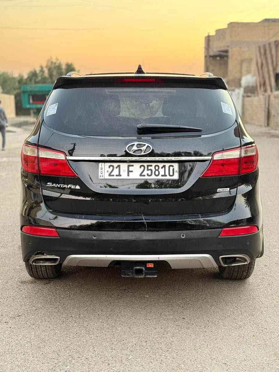 السلام عليكم عندي سنتافيا كراند 6 سلندر موديل 2016 للبيع وارد امريكي حادث بسيط جاملغ امامي صبغ وشوية من البنيد رقم سليمانية بأسمنا تريد تحويل تريد وكالة فوول مواصفات 1/1 
1-بانوراما 
2-بصمة 
3-كشنات جلد 
4-كشنات امامية كهرباء 
5-اشاير بالمري 
6-مري قلاب 
7-سبعة راكب 
8-مكينة 6 سلندر 
9-ويل كروم 
10-فور ويل 
11-رادرات جانبية 
12-بك لايت لد 
13-لايتات زنون 
14-تدفئة تبريد بالكشنات 
15-شاشة جبيرة 
16-كامرة دوارة 
وبعد بيها مواصفات هواية صور الحادث متطلع رايدها ب 148 وبيها مجال بسيط مكان السيارة بغداد للاستفسار الاتصال *********** بغداد, العراق
