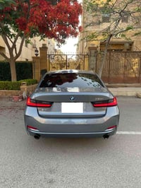 بي ام دبليو 320i • ٢٠٢٦ • تقسيط