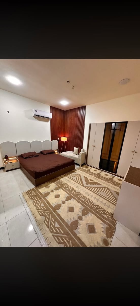 شقق مؤثثة ديلوكس للايجار في المنصور - داودي
للاستفسار *********** 
ايجار شهري - اسبوعي فقط
