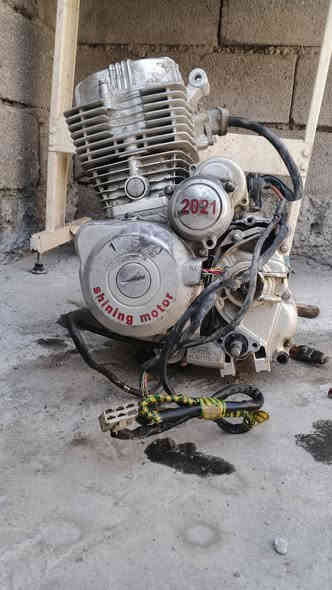 سلام عليكم محرك ستوته جمره المحرك بي تبخير بس 
ما ينقص ول محرك وصخ ما مخسول صارله شهر 
العنوان بغداد حي البساتين سعر 125 هاتف ***********
