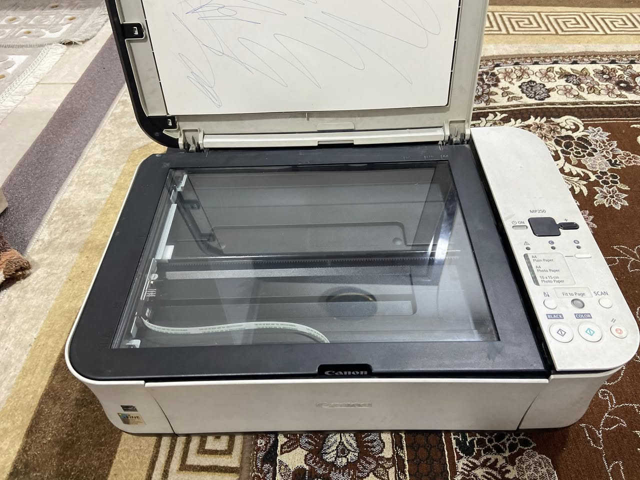 سلام عليكم طابعه كانون pexma mp250شغاله بدون اي عطل مستخدم سعر50الف مكان سليمانيه لل تواصل واتساب ***********
